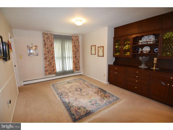 109 Kings Boulevard Reading, PA 19607 - Photo 9 of 25