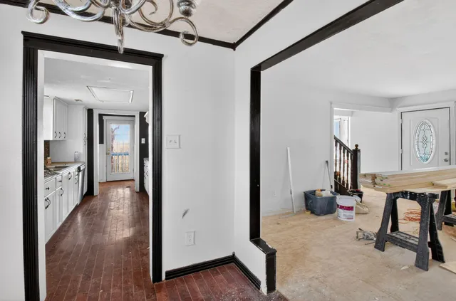 $235,900 | 409 Highway 83, Seagraves, TX 79359