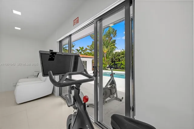 $2,700,000 | 1117 Adams Street, Hollywood, FL 33019