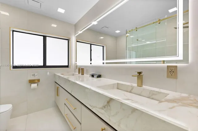 $2,700,000 | 1117 Adams Street, Hollywood, FL 33019