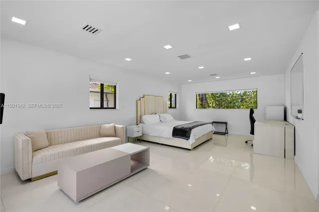 $2,700,000 | 1117 Adams Street, Hollywood, FL 33019