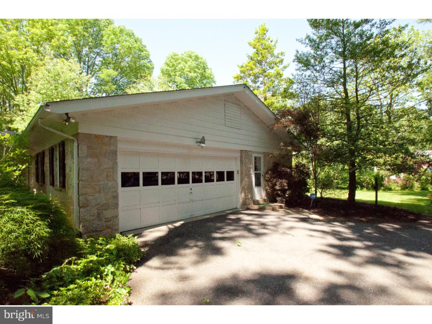 219 Middletown Road Media, PA 19063 - Photo 3 of 21