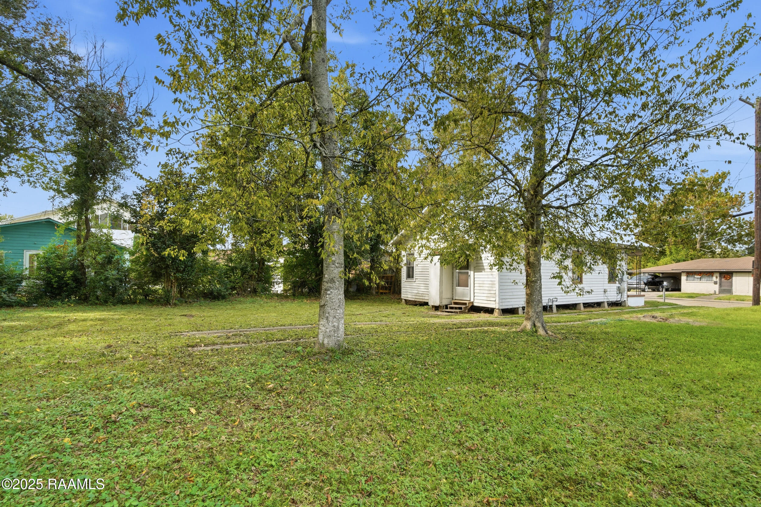 513 Hopkins Street Lafayette, LA 70501 - Photo 3 of 15 dsc08471