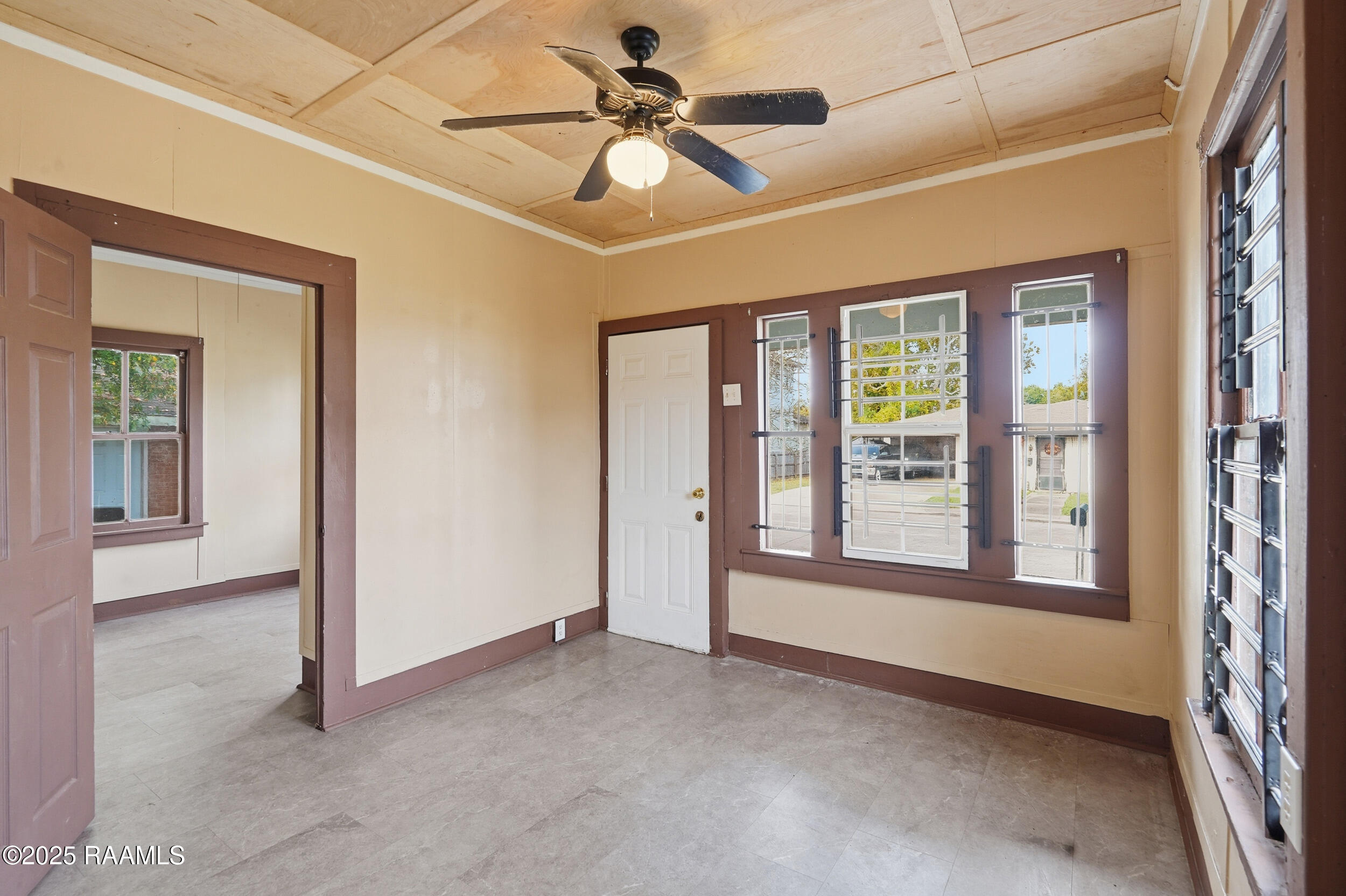 513 Hopkins Street Lafayette, LA 70501 - Photo 5 of 15 dsc08480