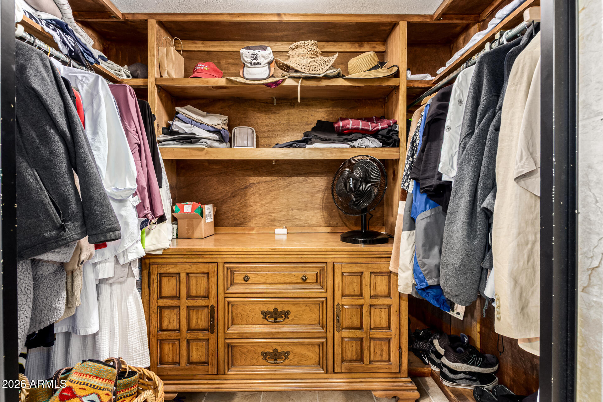 18448 East Paseo Verde Drive Rio Verde, AZ 85263 - Photo 24 of 48 PRIMARY CLOSET