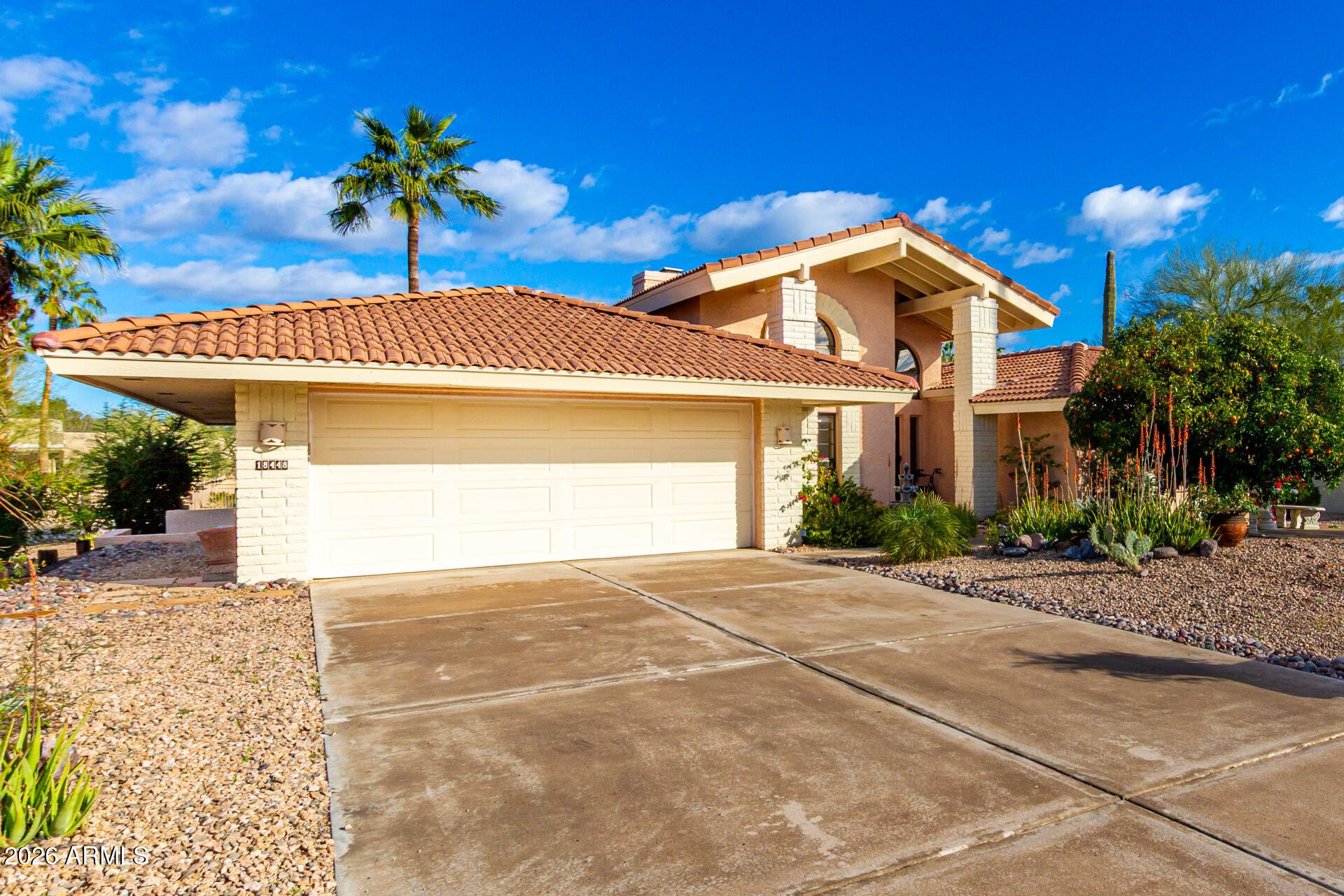 18448 East Paseo Verde Drive Rio Verde, AZ 85263 - Photo 5 of 48 2 CAR GARAGE