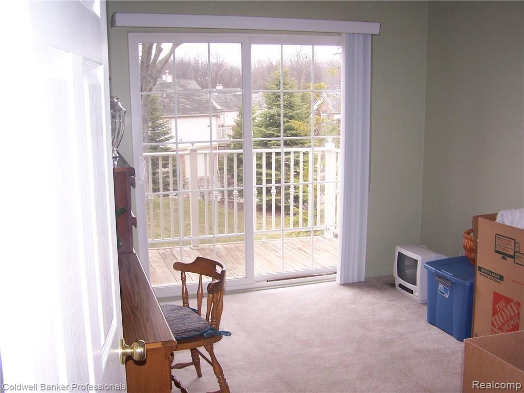 5369 Brookemonte Circle, Unit 330 Rochester, MI 48306 - Photo 15 of 21 Bedroom #2
