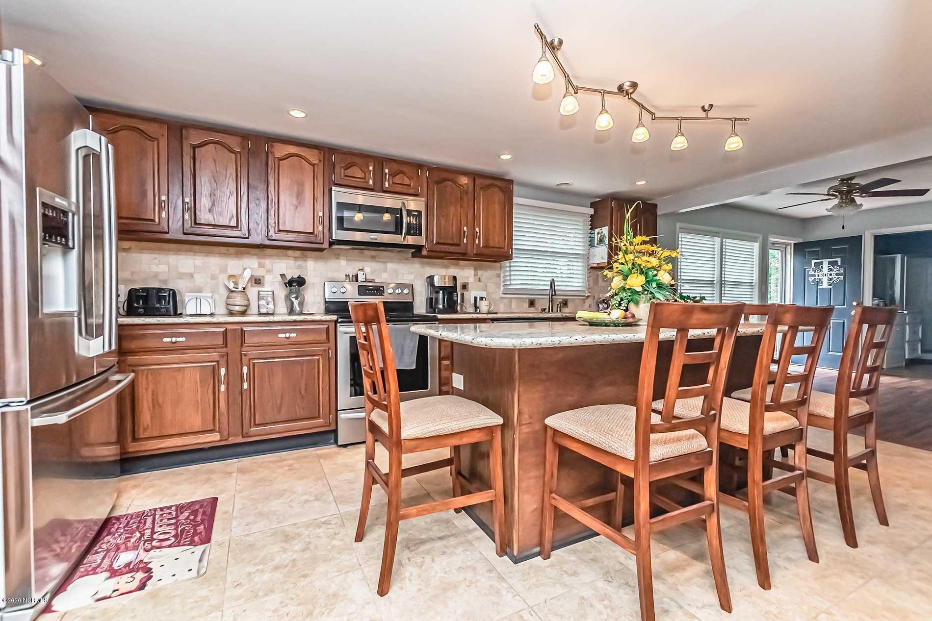 Gorgeous remodeled kitchen