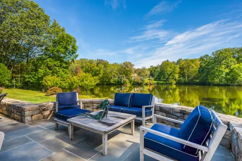 $3,695,000 | 63 Dorchester Road, Darien, CT 06820