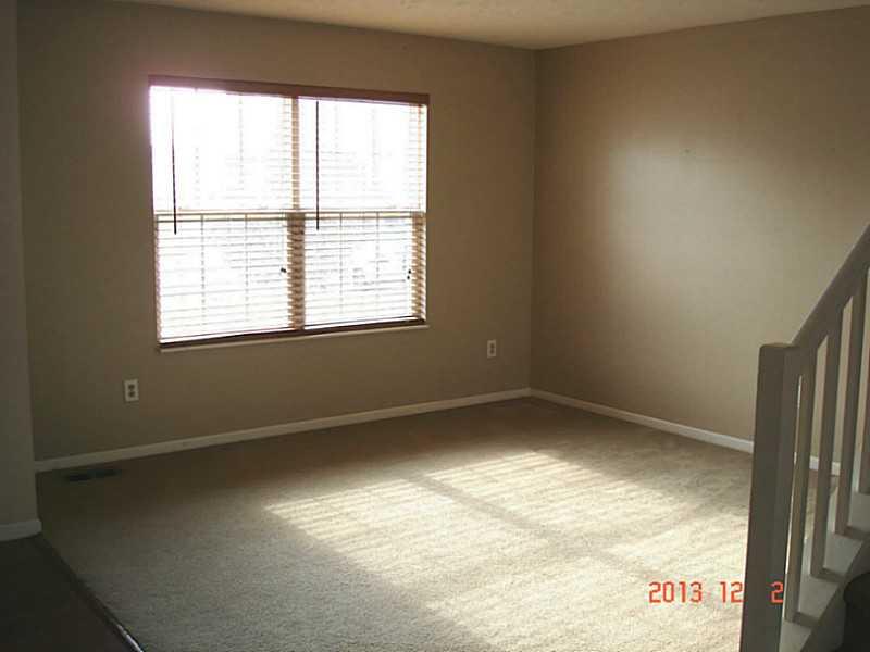 10704 Patoka Road Indianapolis, IN 46239 - Photo 4 of 24 Gallery Image 4