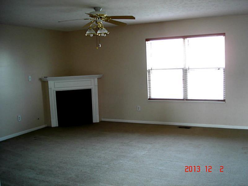 10704 Patoka Road Indianapolis, IN 46239 - Photo 5 of 24 Gallery Image 5