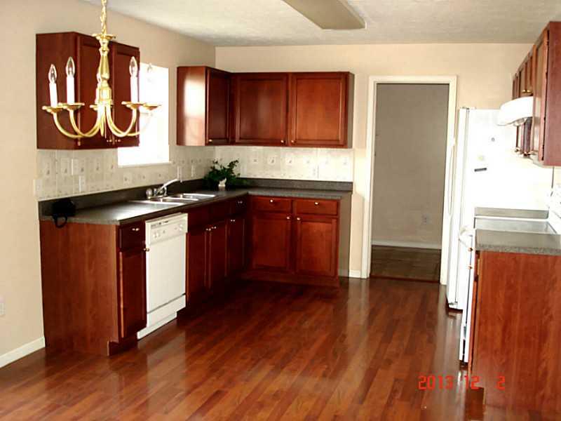 10704 Patoka Road Indianapolis, IN 46239 - Photo 6 of 24 Gallery Image 6