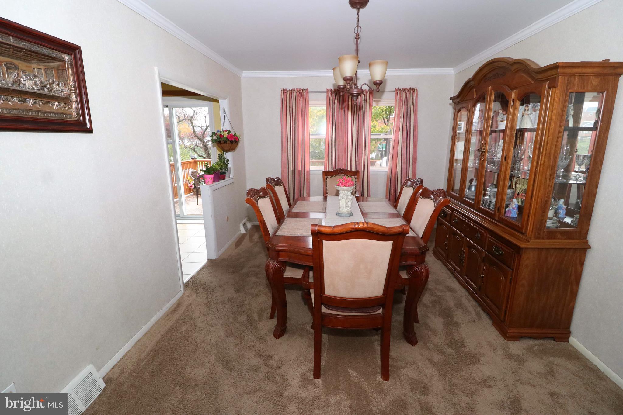 12129 Ranier Road Philadelphia, PA 19154 - Photo 8 of 45