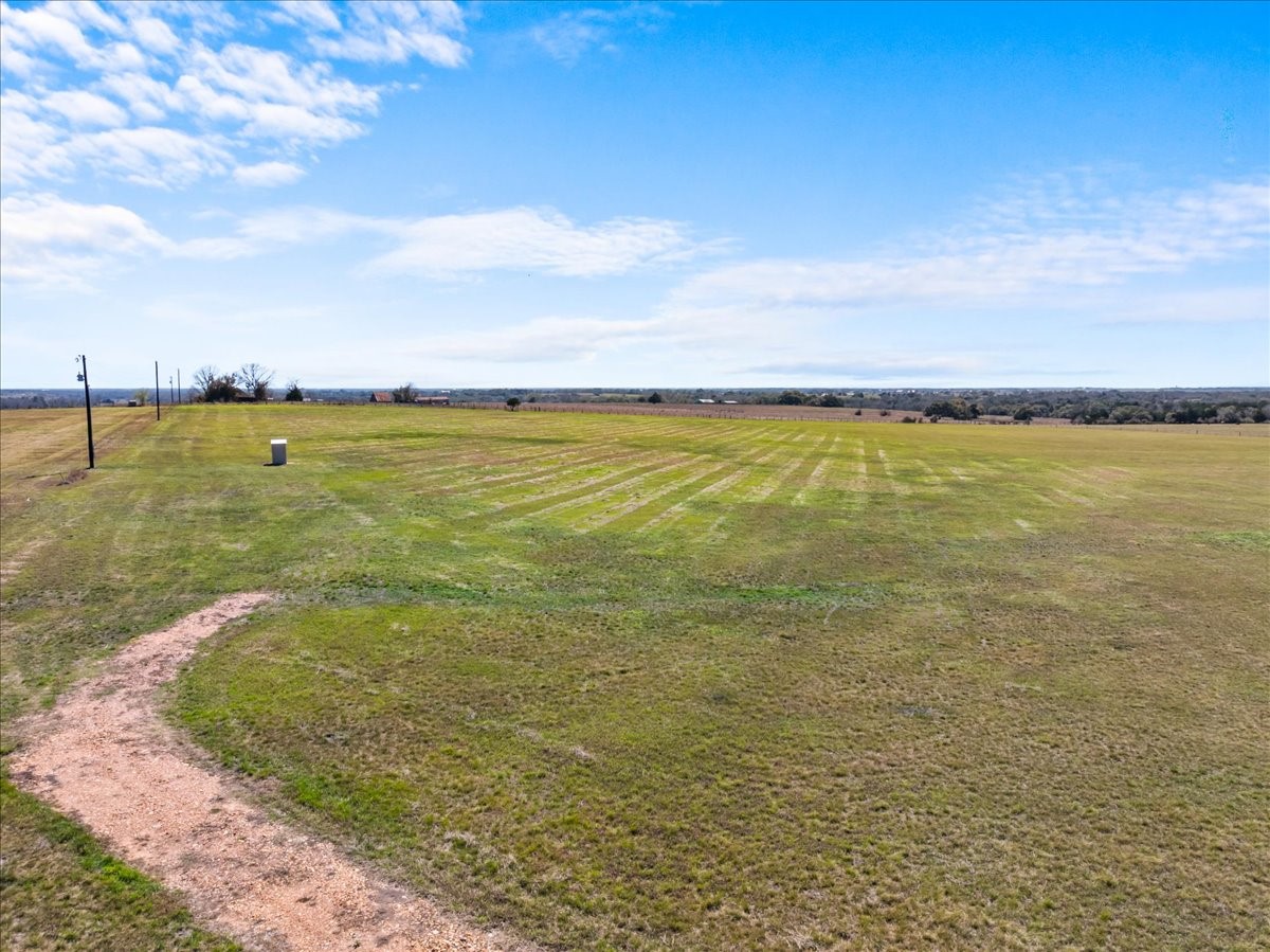 2523 Roitsch Road Schulenburg, TX 78956 - Photo 7 of 21