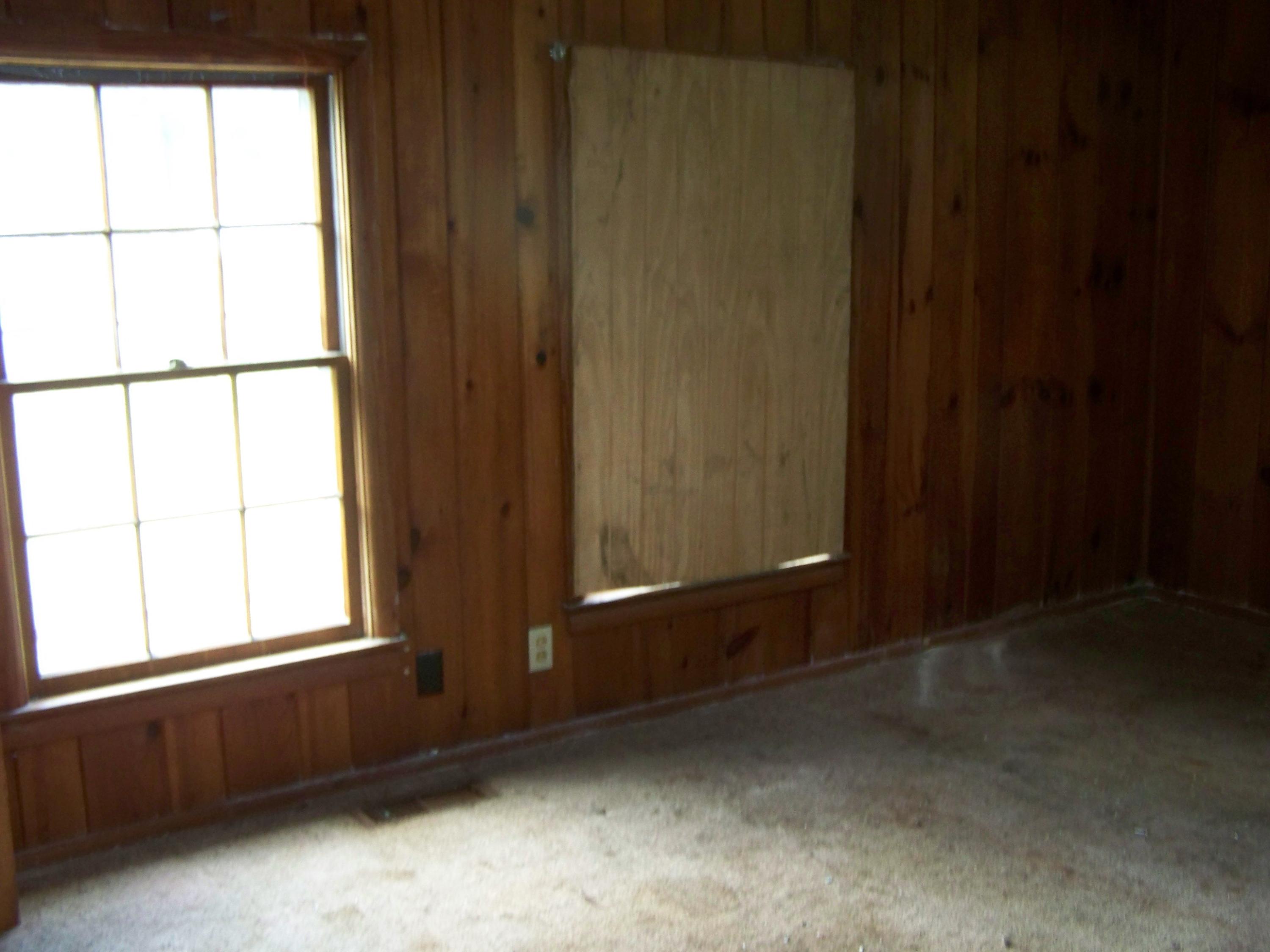17880 Highway 58 Decatur, TN 37322 - Photo 7 of 9 17880 State hwy bedroom