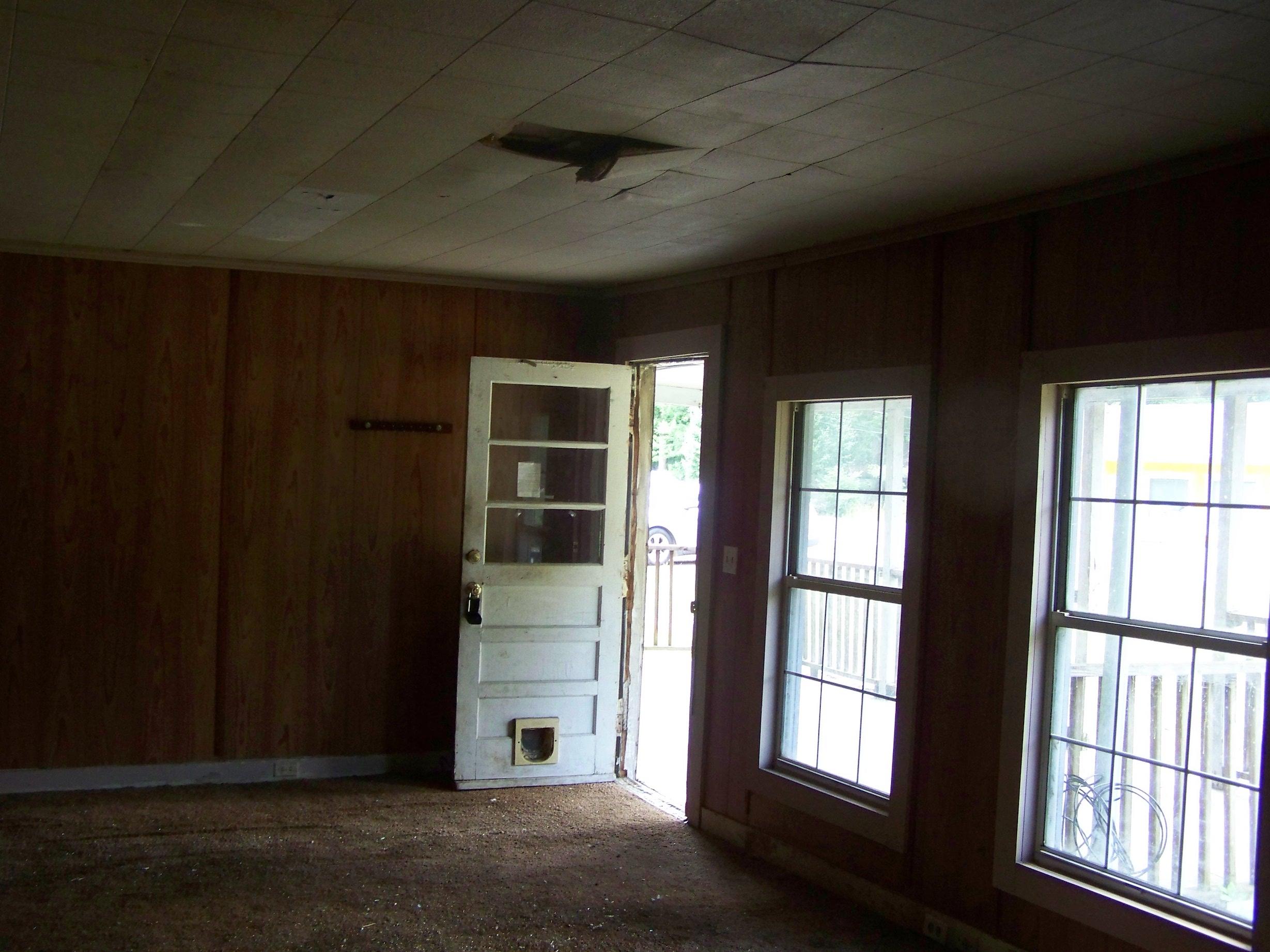 17880 Highway 58 Decatur, TN 37322 - Photo 9 of 9 17880 State Hwy livingroom