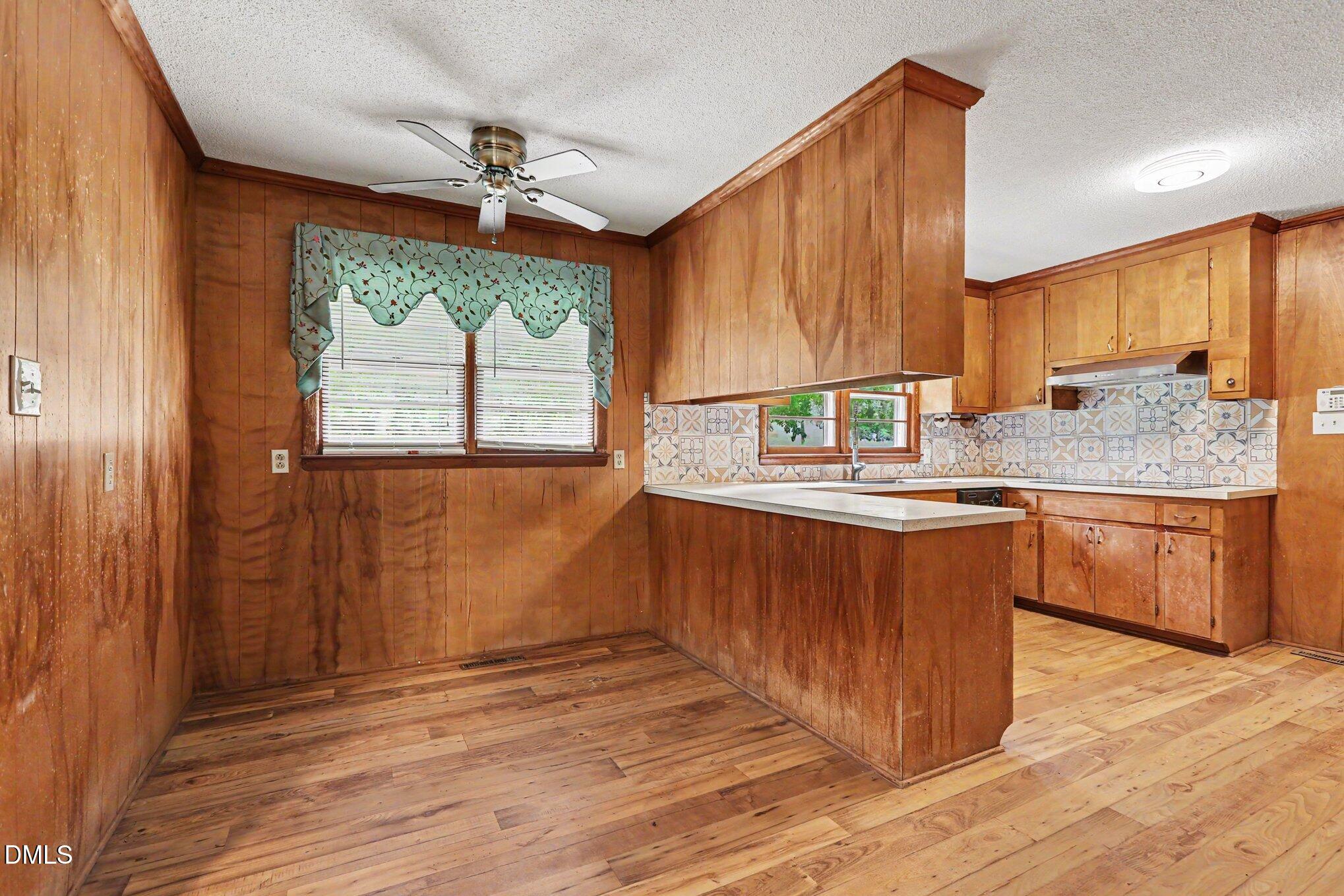 6725 Wimberly Road Willow Spring, NC 27592 - Photo 13 of 29 008_file_8080