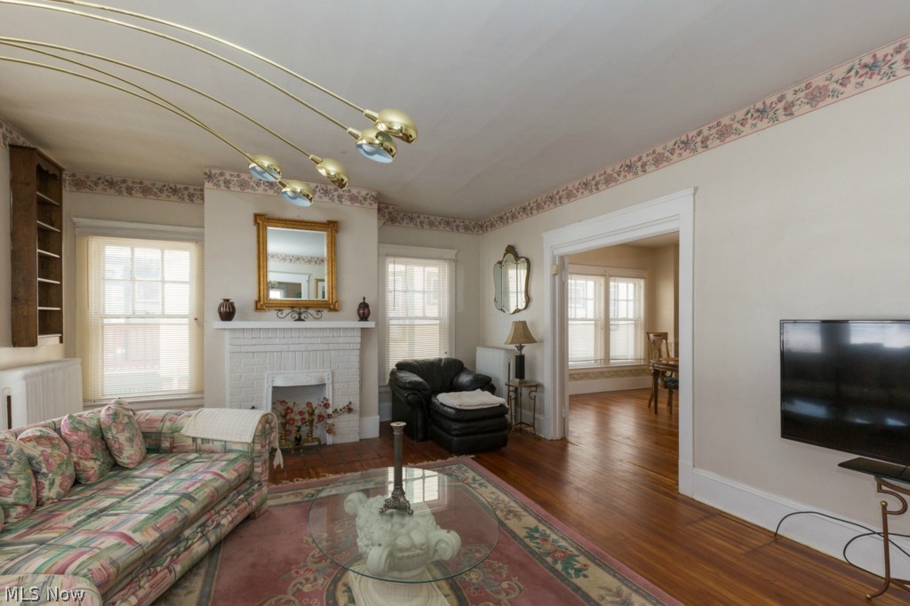 1764 Lee Road Cleveland, OH 44118 - Photo 5 of 25 Gallery Image 5