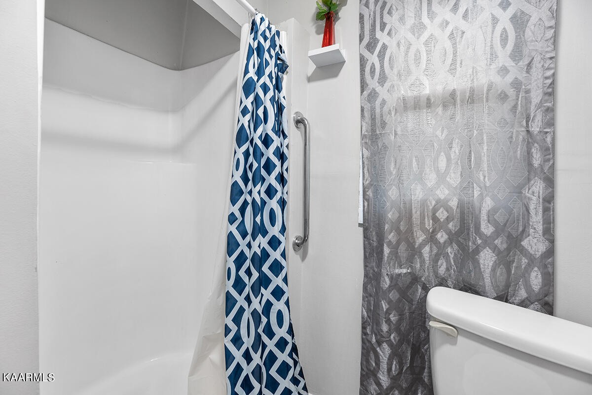 100 Waltham Lane Oak Ridge, TN 37830 - Photo 11 of 27 Gallery Image 11