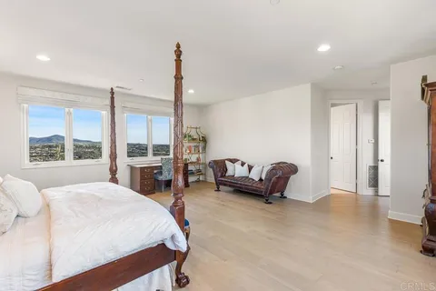 $3,999,000 | 7729 Calle Amanacer, Rancho Santa Fe, CA 92067