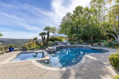 $3,999,000 | 7729 Calle Amanacer, Rancho Santa Fe, CA 92067