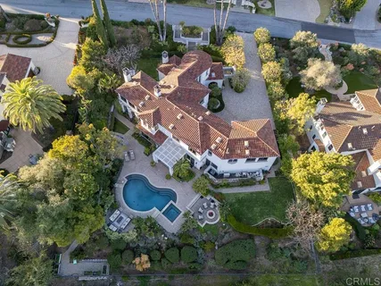 $3,999,000 | 7729 Calle Amanacer, Rancho Santa Fe, CA 92067