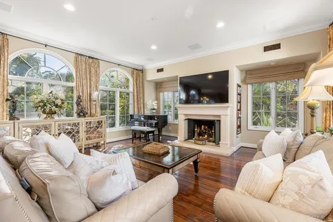 $3,999,000 | 7729 Calle Amanacer, Rancho Santa Fe, CA 92067