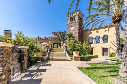 $3,999,000 | 7729 Calle Amanacer, Rancho Santa Fe, CA 92067