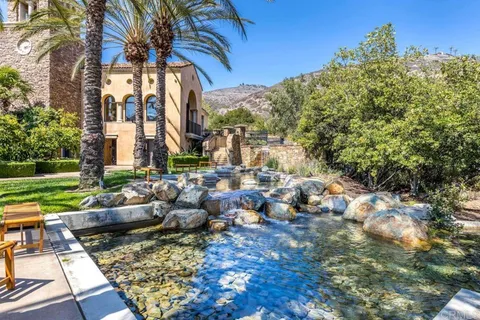 $3,999,000 | 7729 Calle Amanacer, Rancho Santa Fe, CA 92067