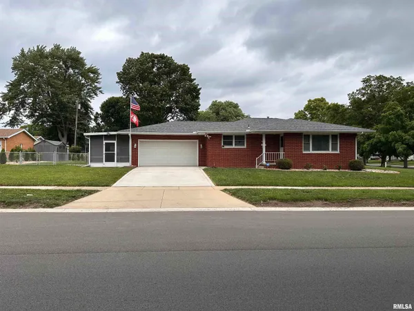 $229,000 | 2309 East Griffiths Avenue, Springfield, IL 62702