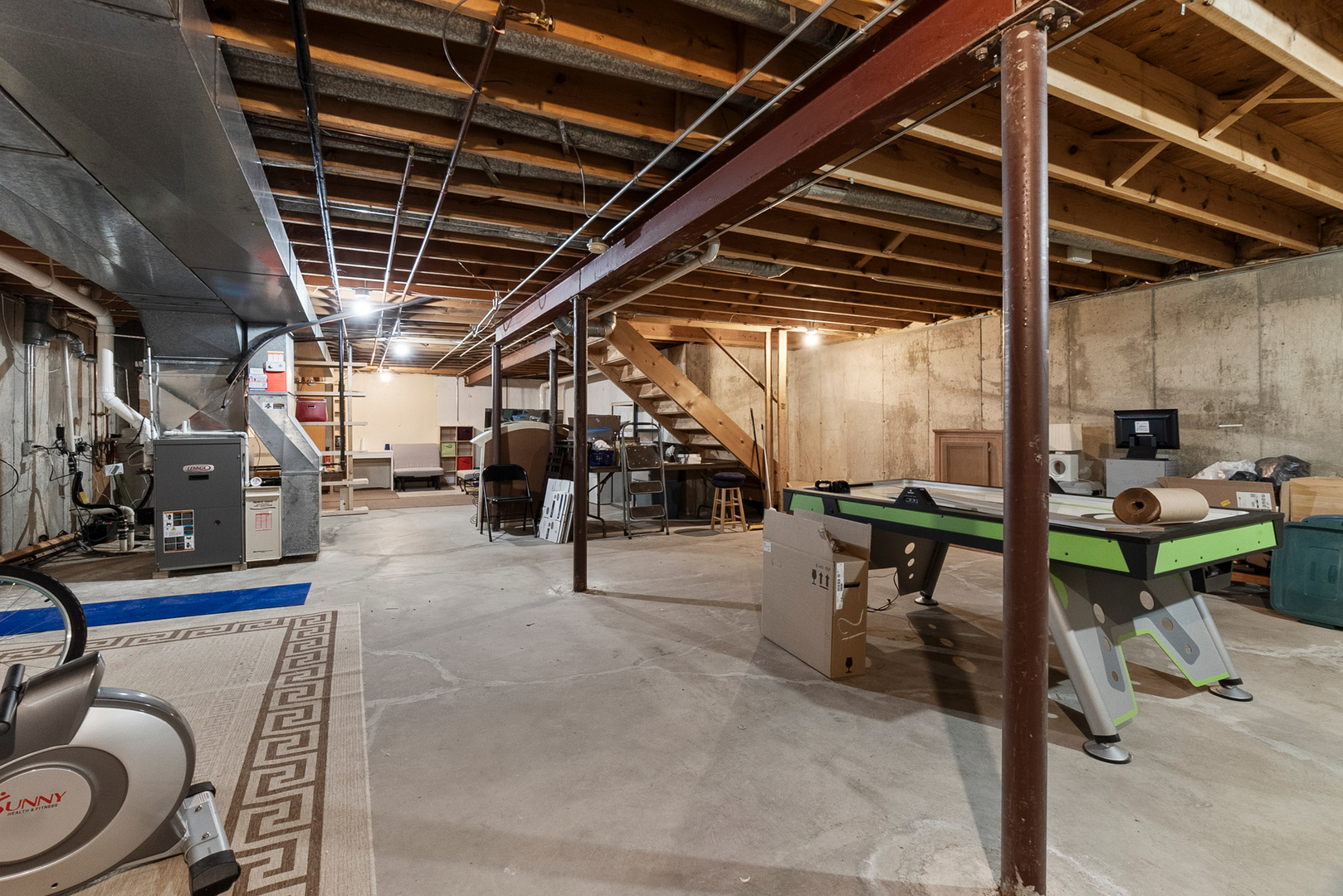 11130 Granite Drive Mokena, IL 60448 - Photo 32 of 41 a view of work room with chairs