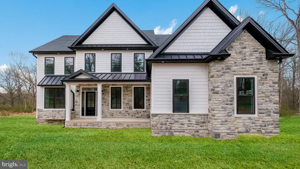 $1,599,000 | 1 2nd St Pike, Richboro, PA 18954