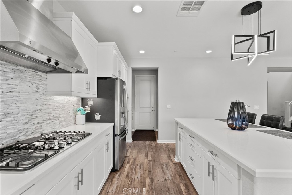232 River Street Fillmore, CA 93015 - Photo 18 of 61 Comfortable open plan living, great for entertaining and creating memories