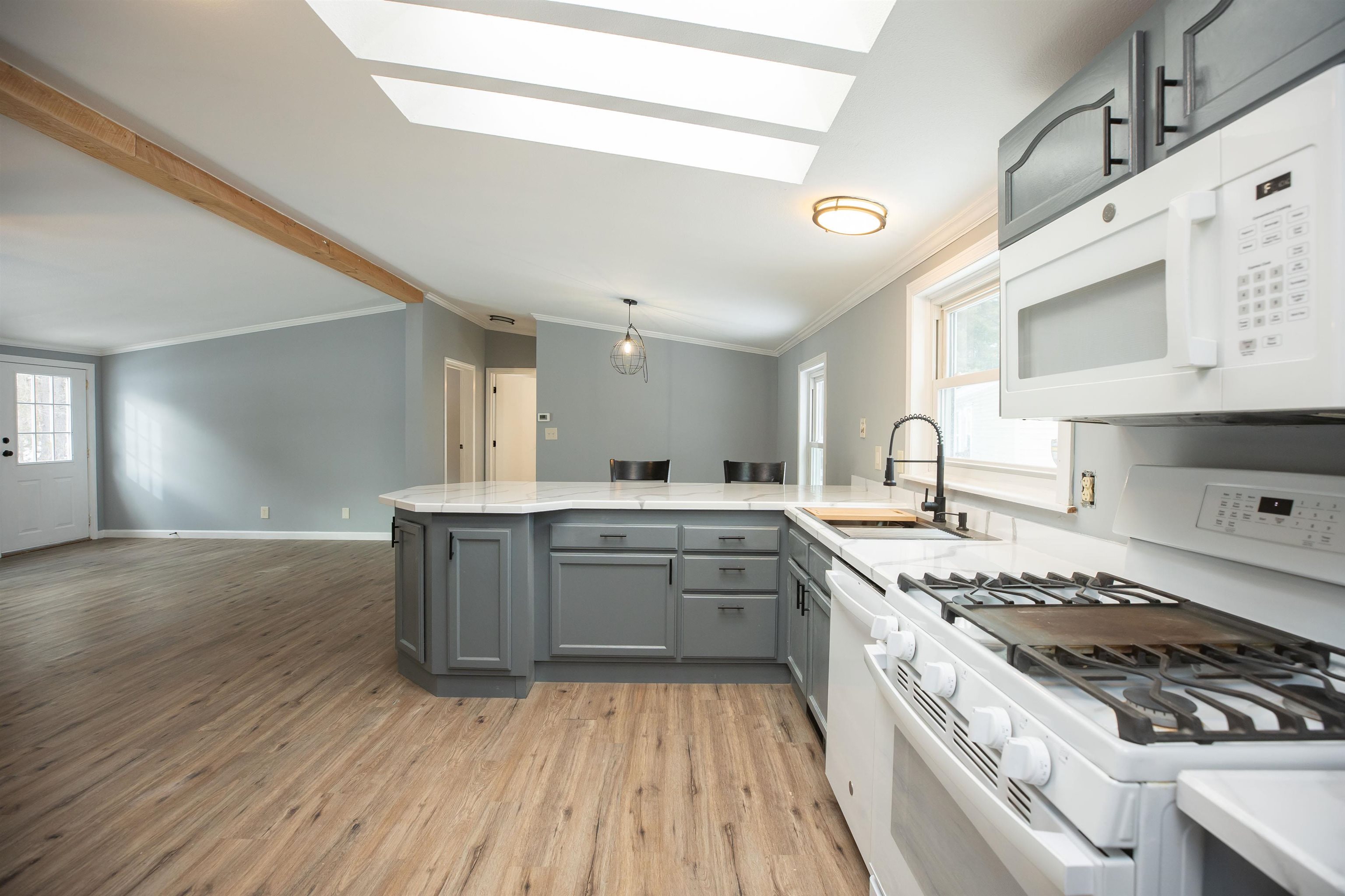 545 Elm Street, Unit 10 Milford, NH 03055 - Photo 12 of 30