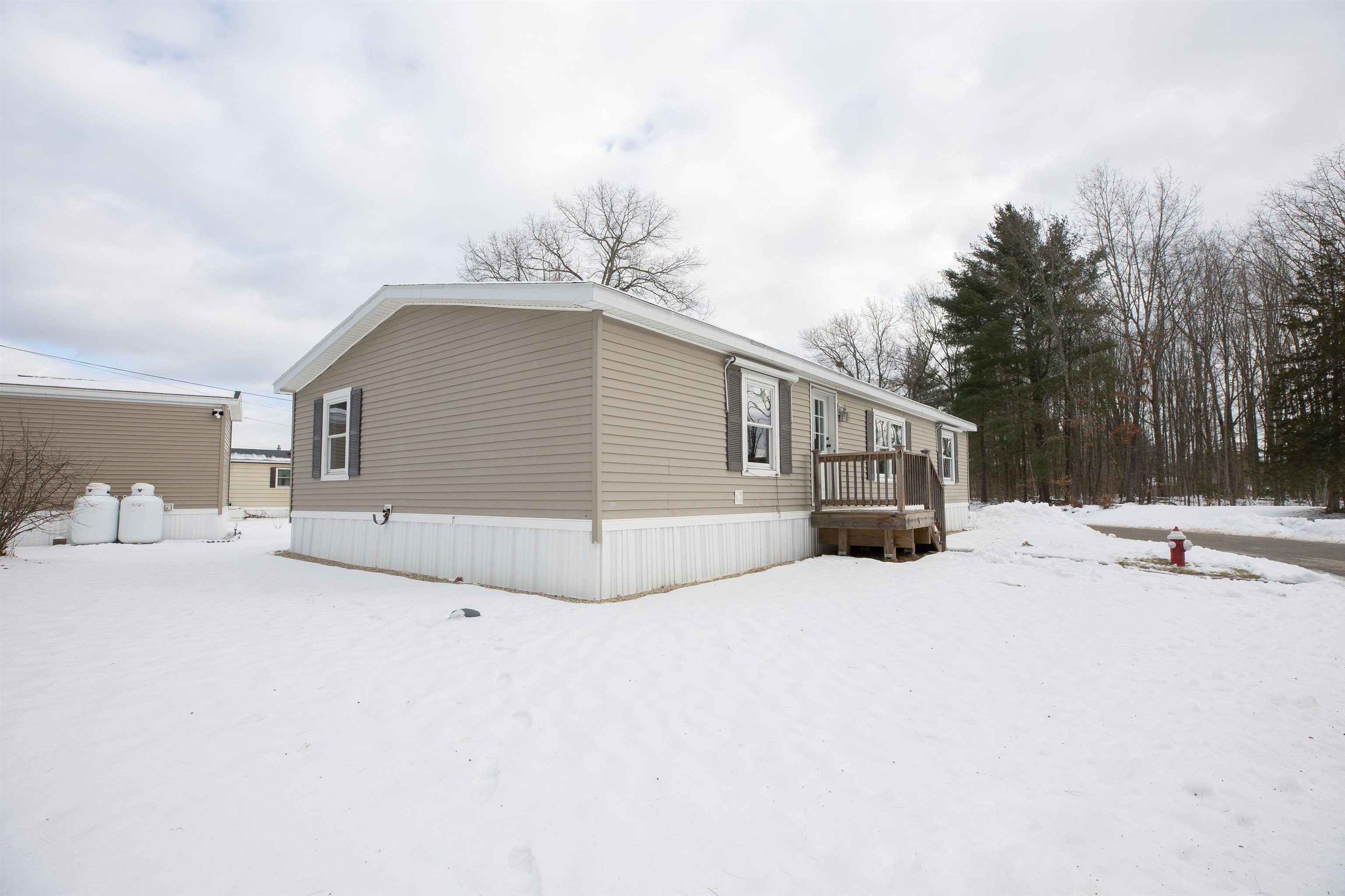 545 Elm Street, Unit 10 Milford, NH 03055 - Photo 2 of 30