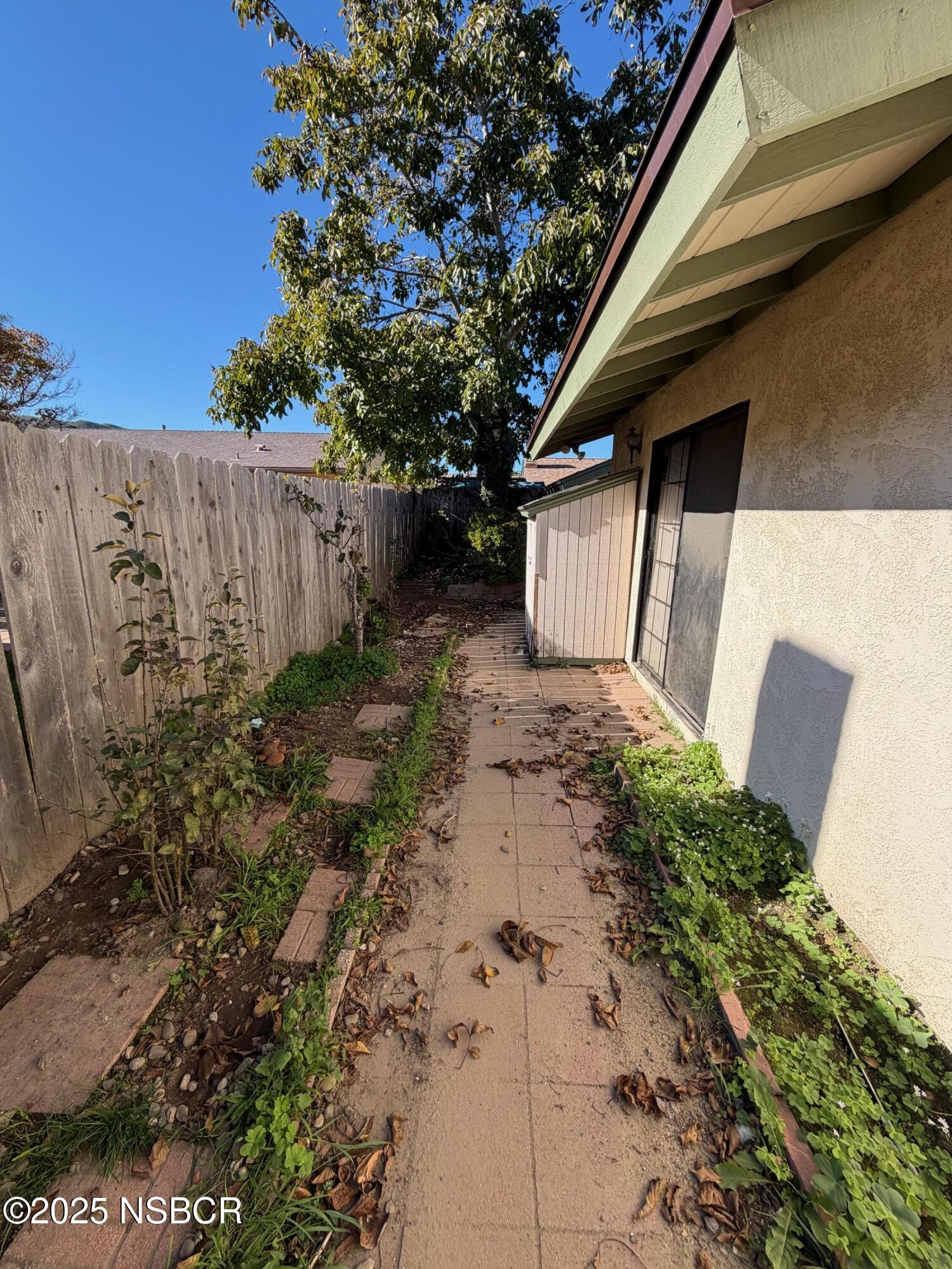 209 South Sage Street Lompoc, CA 93436 - Photo 23 of 24 IMG_0603