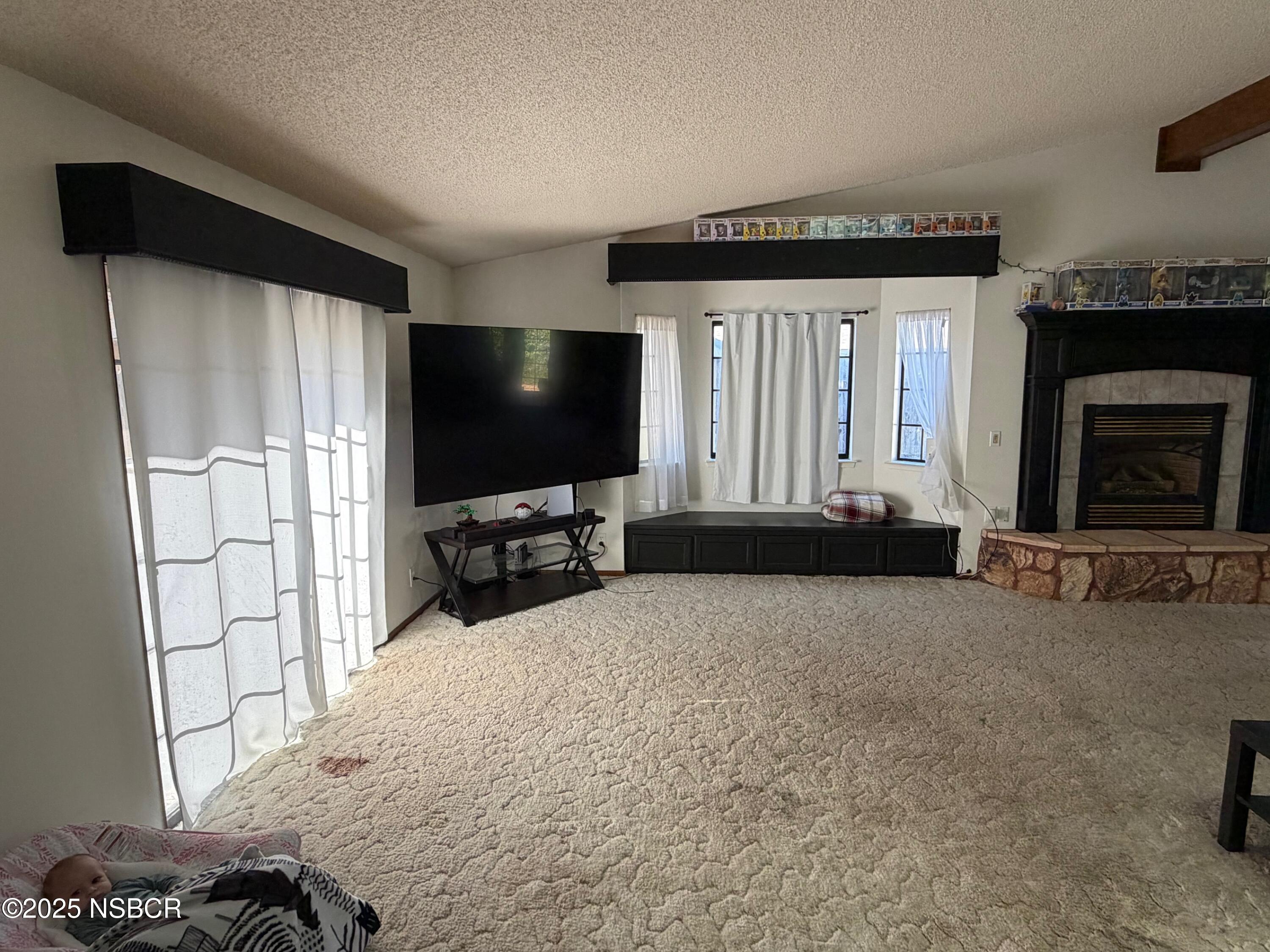 209 South Sage Street Lompoc, CA 93436 - Photo 7 of 24 IMG_0582