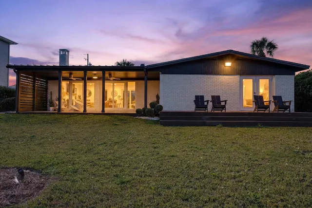 $1,450,000 | 717 Sailfish Drive, Fort Walton Beach, FL 32548