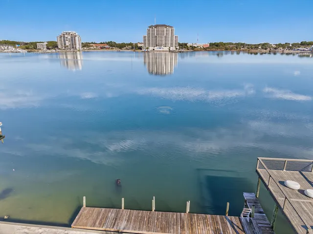 $1,450,000 | 717 Sailfish Drive, Fort Walton Beach, FL 32548