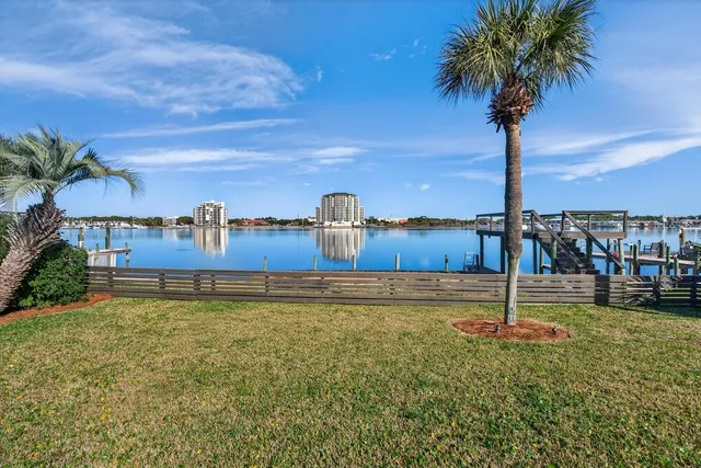 $1,450,000 | 717 Sailfish Drive, Fort Walton Beach, FL 32548