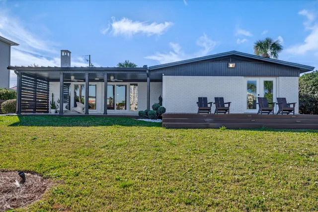 $1,450,000 | 717 Sailfish Drive, Fort Walton Beach, FL 32548
