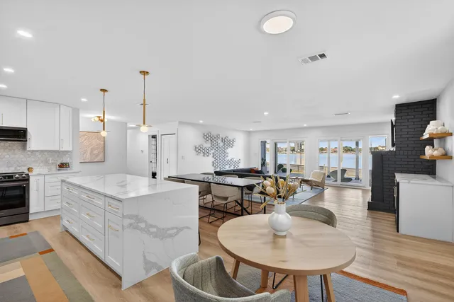 $1,450,000 | 717 Sailfish Drive, Fort Walton Beach, FL 32548