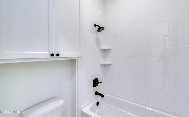 $819,900 | 517 Central Circle, Flowood, MS 39232