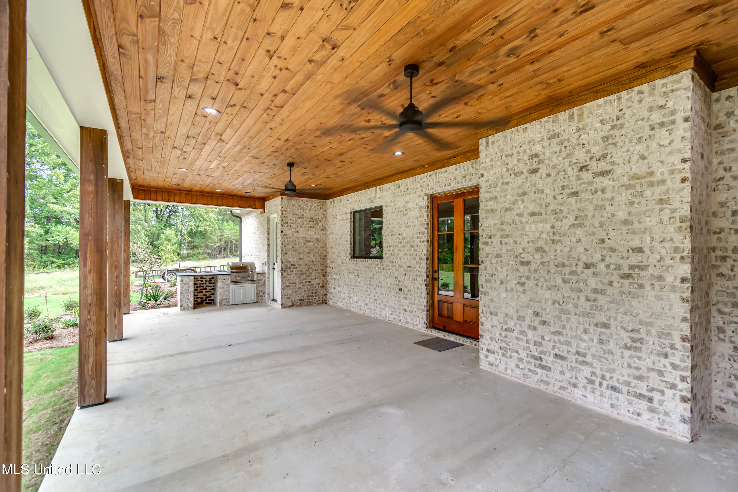 517 Central Circle Flowood, MS 39232 - Photo 67 of 72 517 Central Cir-14