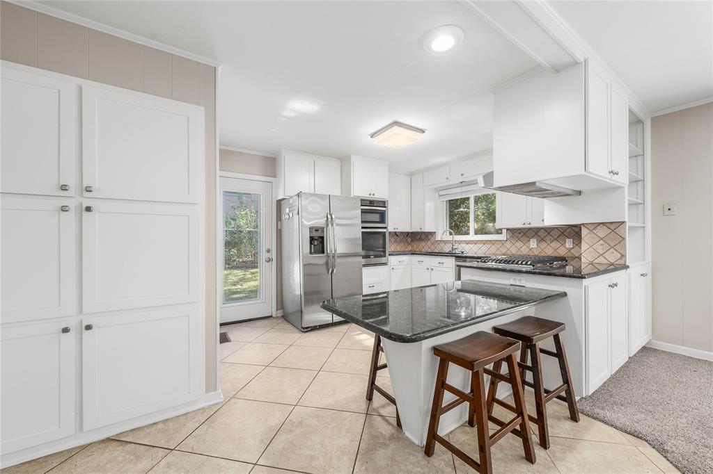 6316 Summit Ridge Drive Waco, TX 76710 - Photo 8 of 40