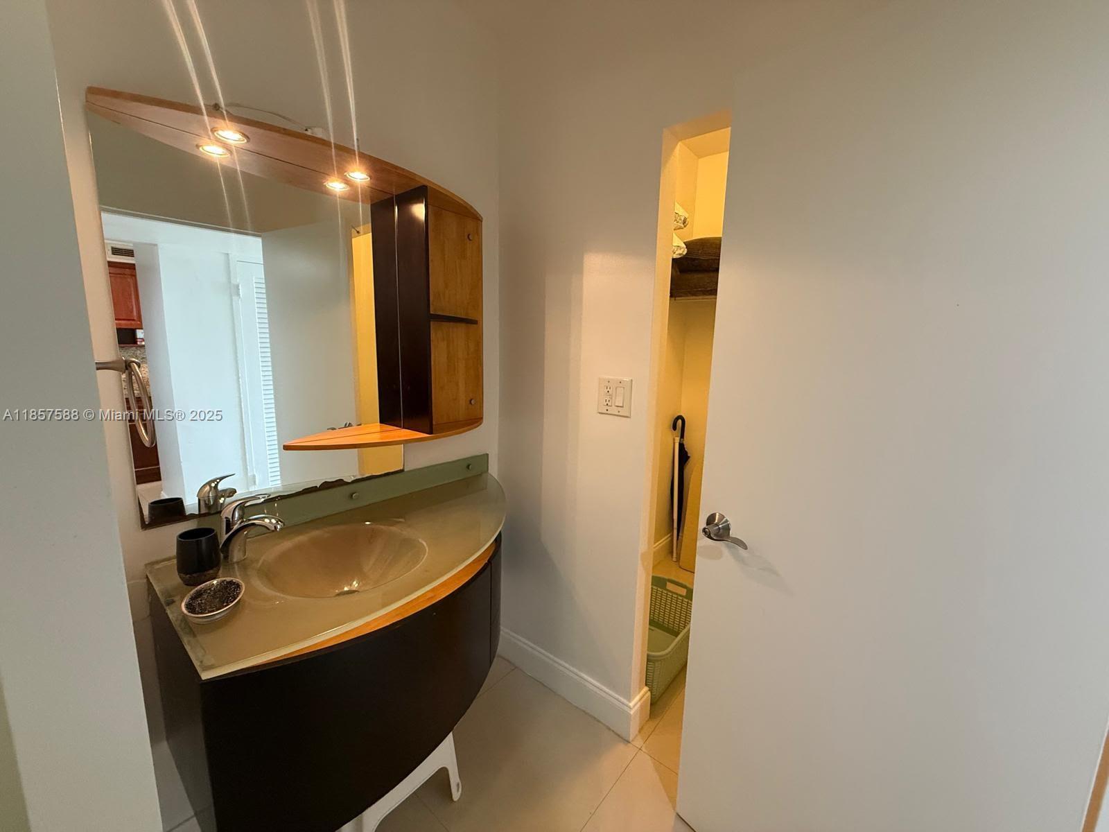 100 Lincoln Road, Unit 316 Miami Beach, FL 33139 - Photo 12 of 19