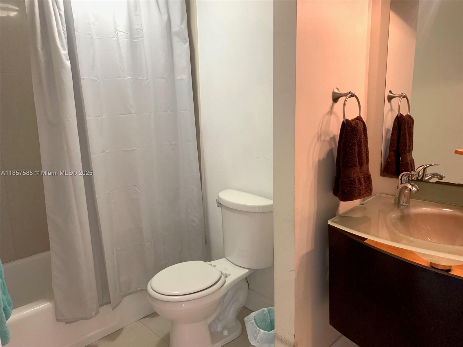 100 Lincoln Road, Unit 316 Miami Beach, FL 33139 - Photo 10 of 19