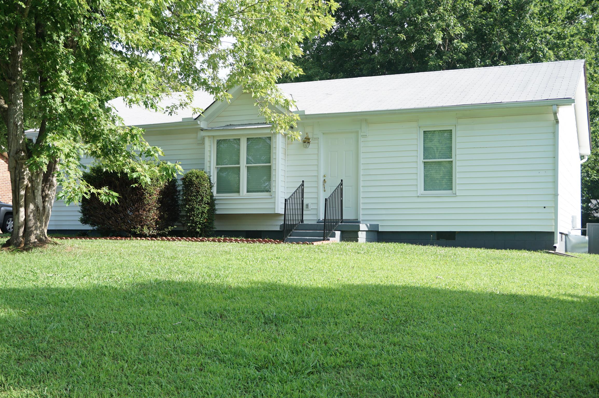 305 Gomer Road Clarksville, TN 37042 - Photo 1 of 19 Gallery Image 1