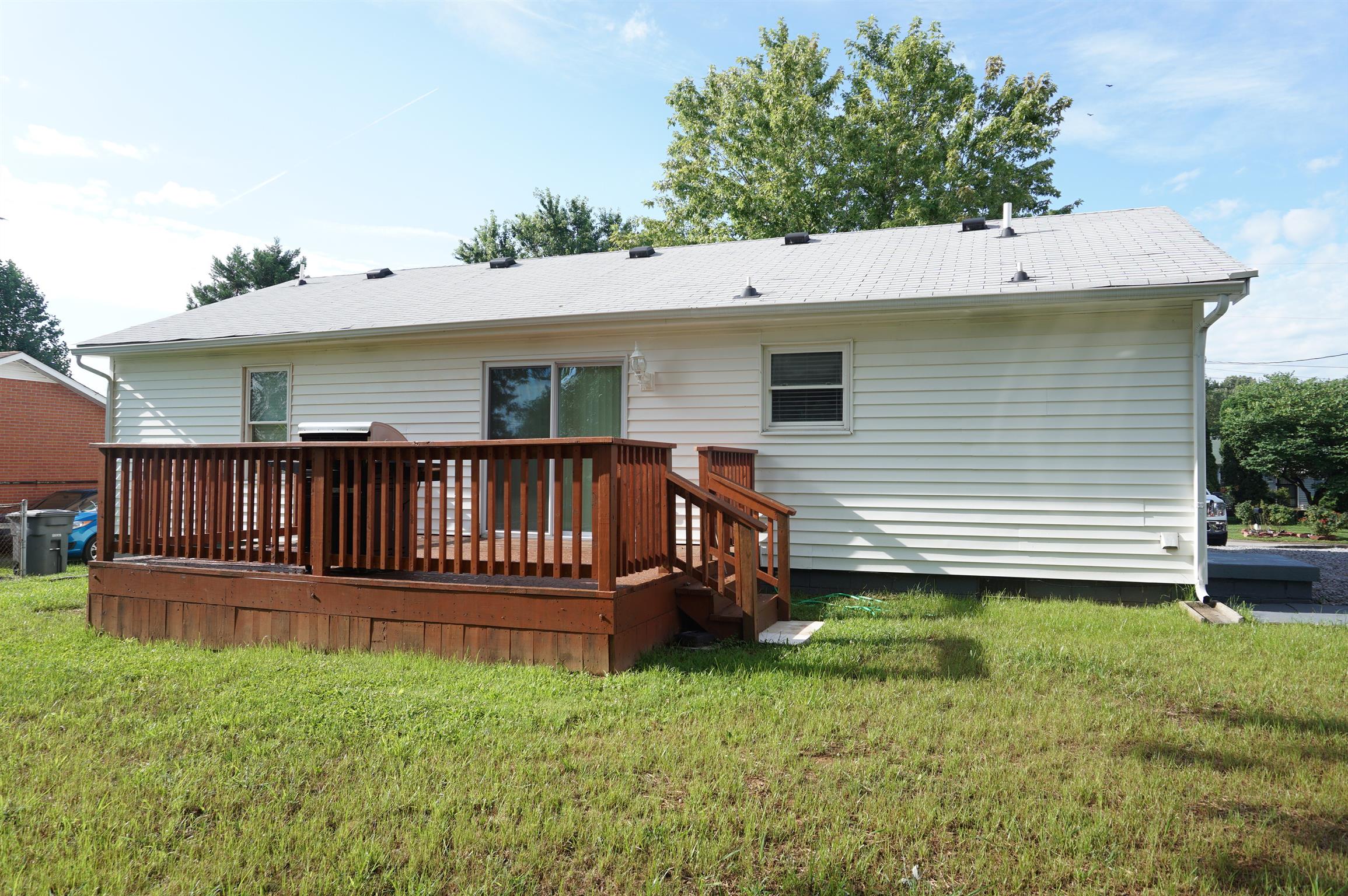 305 Gomer Road Clarksville, TN 37042 - Photo 16 of 19 Gallery Image 16