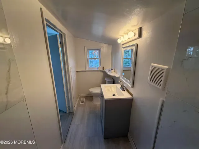 $299,000 | 181 Tilton Street, Toms River, NJ 08753